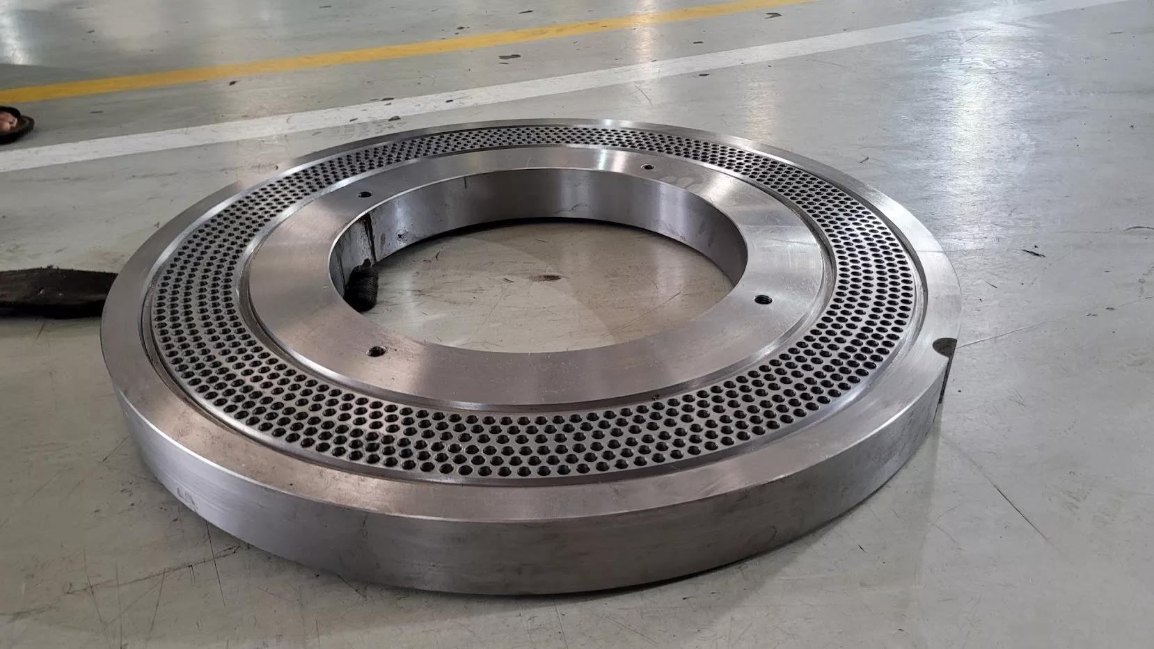 Khuôn viên nén gỗ