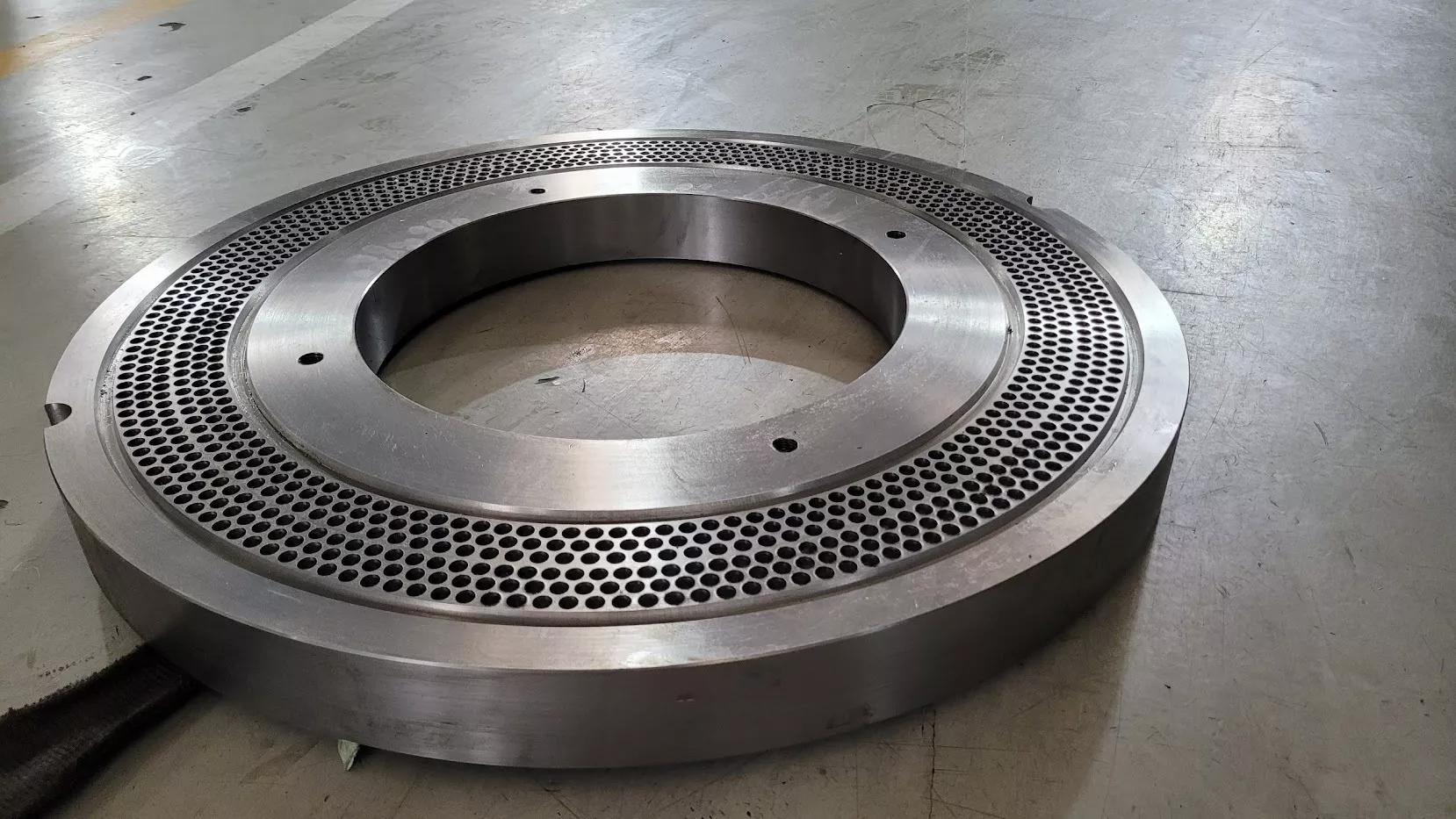 Khuôn viên nén gỗ